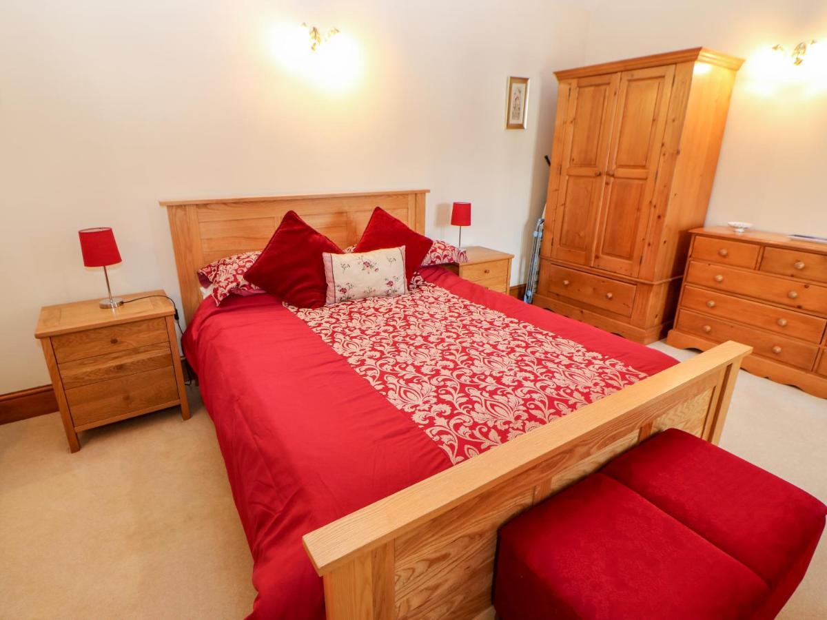 The Byre Villa Brampton  Exterior photo